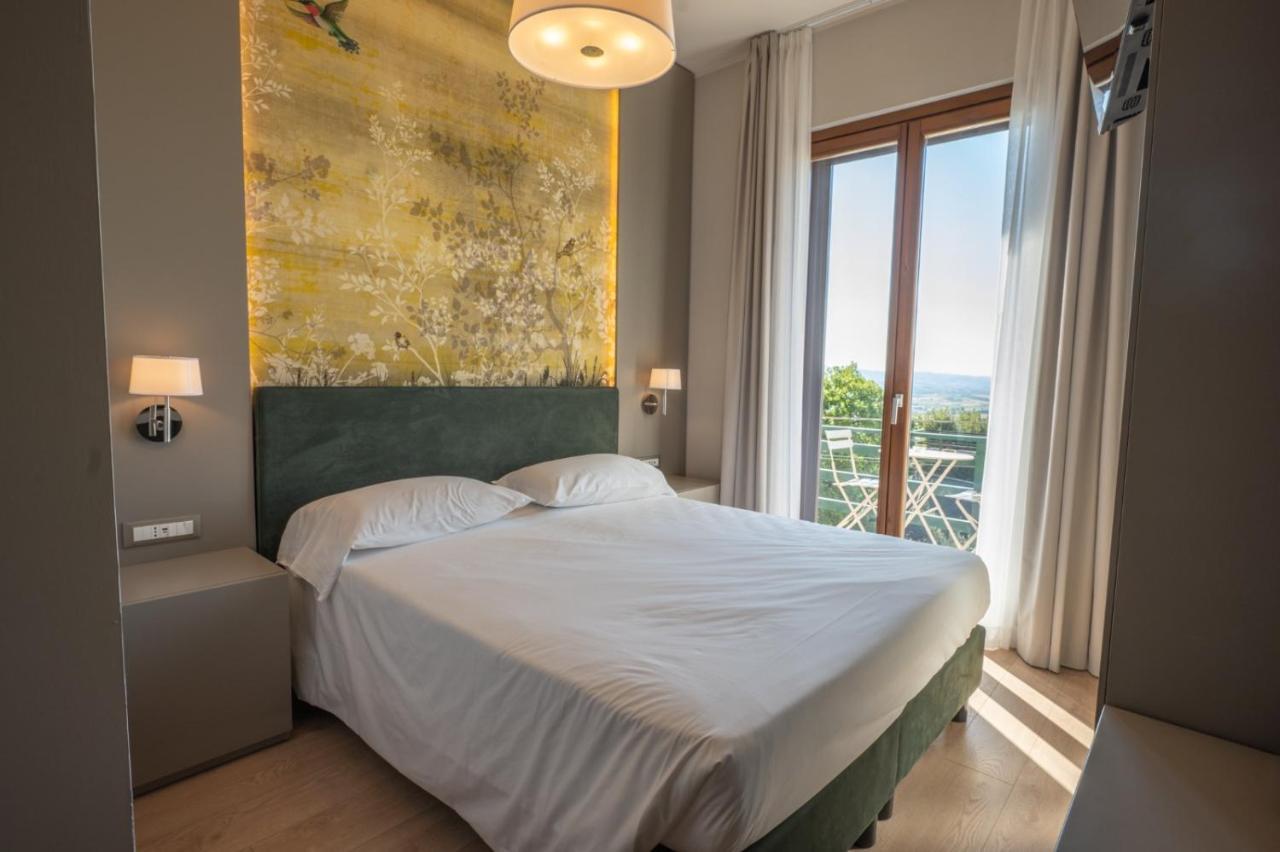 Albergo Ristorante Il Terziere 特雷维 外观 照片